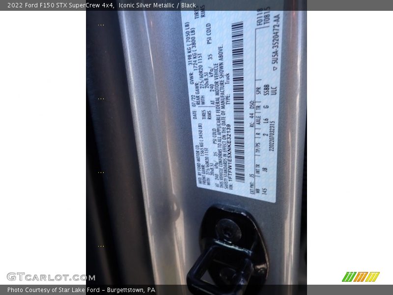 Iconic Silver Metallic / Black 2022 Ford F150 STX SuperCrew 4x4