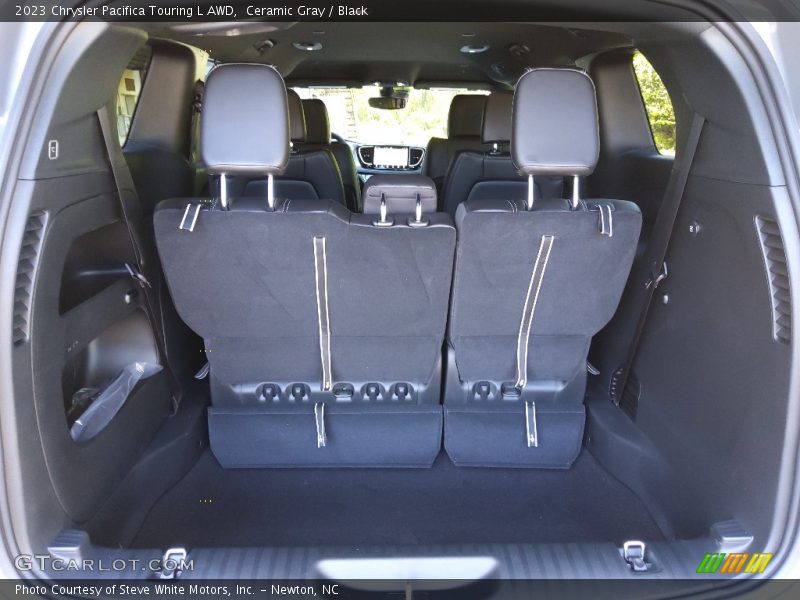  2023 Pacifica Touring L AWD Trunk