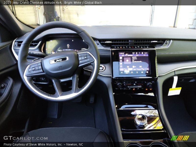 Bright White / Global Black 2023 Jeep Grand Cherokee Altitude 4x4