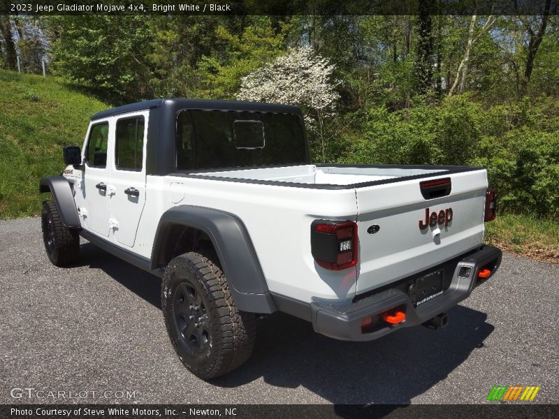 Bright White / Black 2023 Jeep Gladiator Mojave 4x4