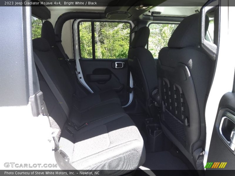 Bright White / Black 2023 Jeep Gladiator Mojave 4x4