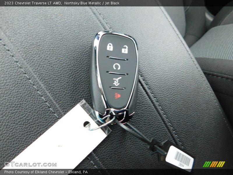 Keys of 2023 Traverse LT AWD