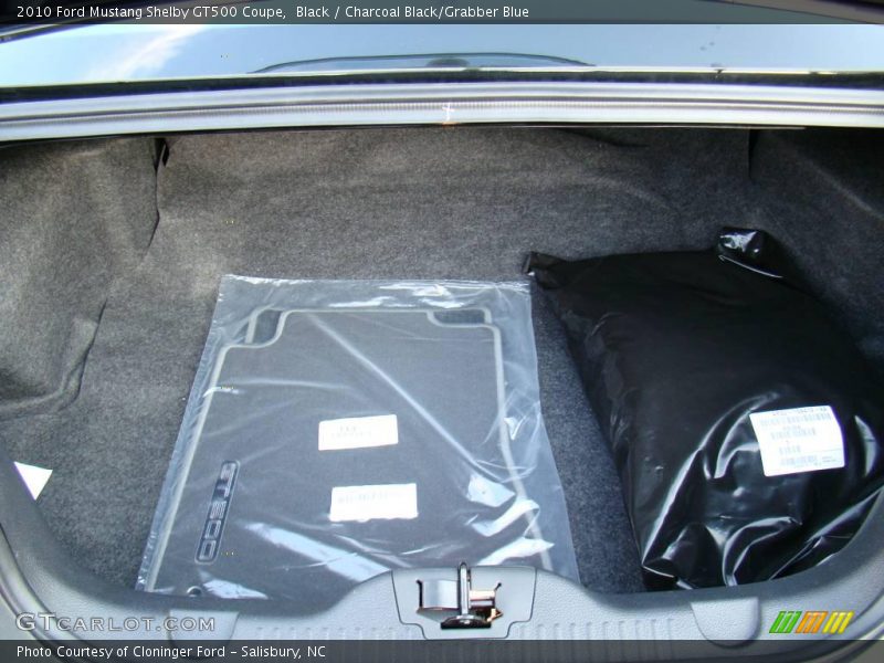 Black / Charcoal Black/Grabber Blue 2010 Ford Mustang Shelby GT500 Coupe
