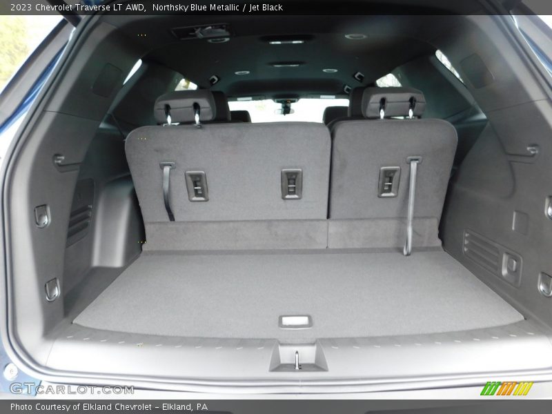  2023 Traverse LT AWD Trunk
