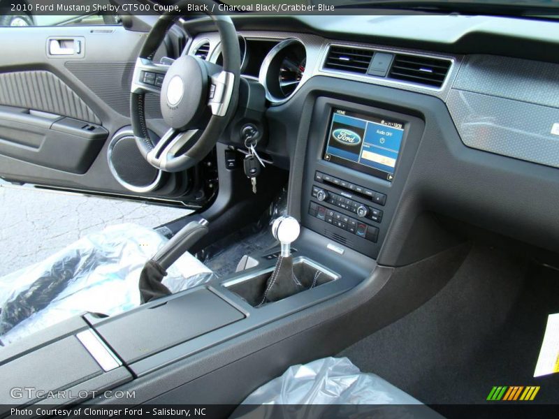 Black / Charcoal Black/Grabber Blue 2010 Ford Mustang Shelby GT500 Coupe