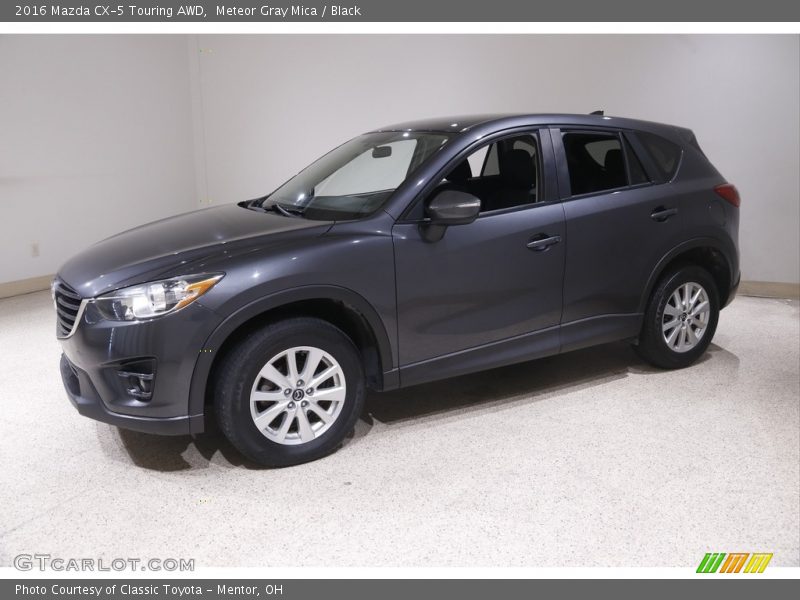 Front 3/4 View of 2016 CX-5 Touring AWD