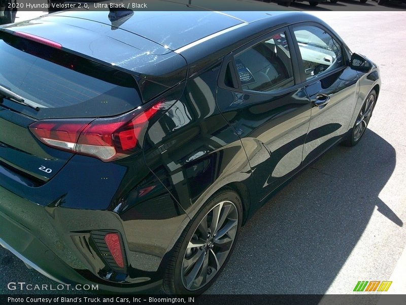 Ultra Black / Black 2020 Hyundai Veloster 2.0