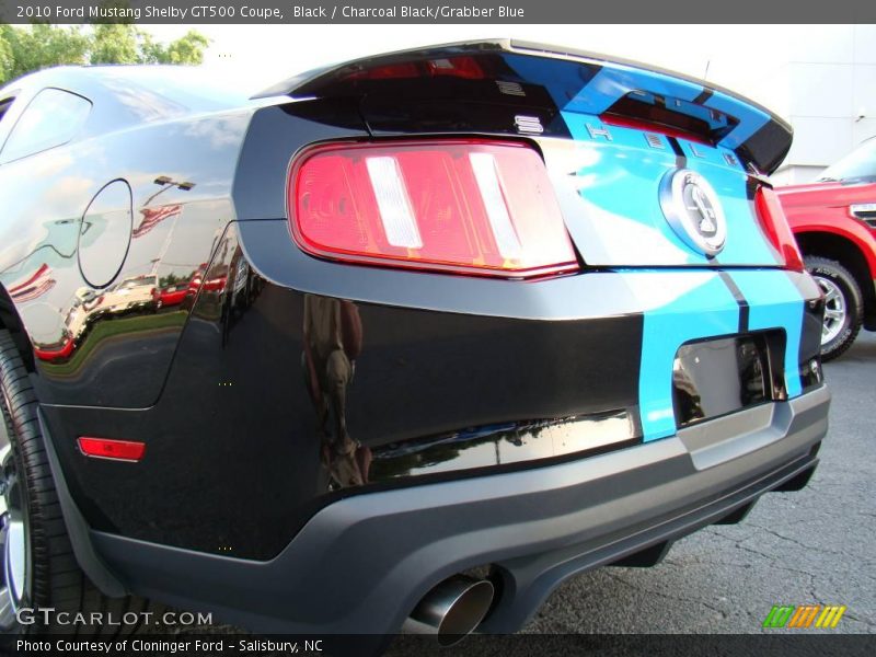 Black / Charcoal Black/Grabber Blue 2010 Ford Mustang Shelby GT500 Coupe