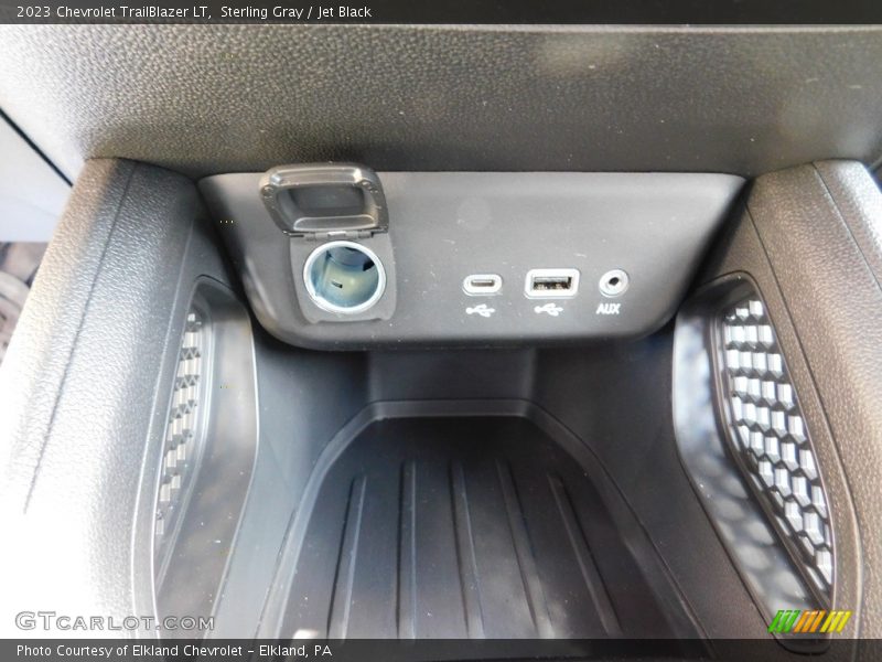 Sterling Gray / Jet Black 2023 Chevrolet TrailBlazer LT