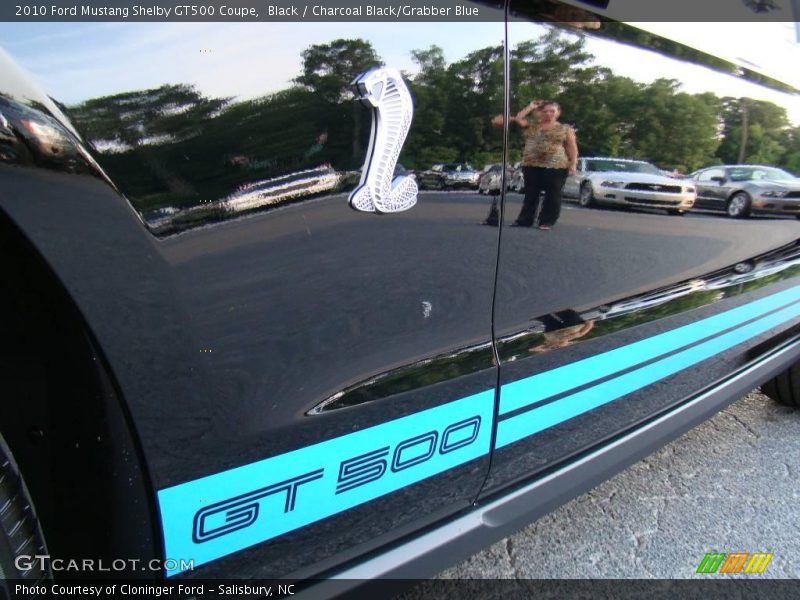 Black / Charcoal Black/Grabber Blue 2010 Ford Mustang Shelby GT500 Coupe