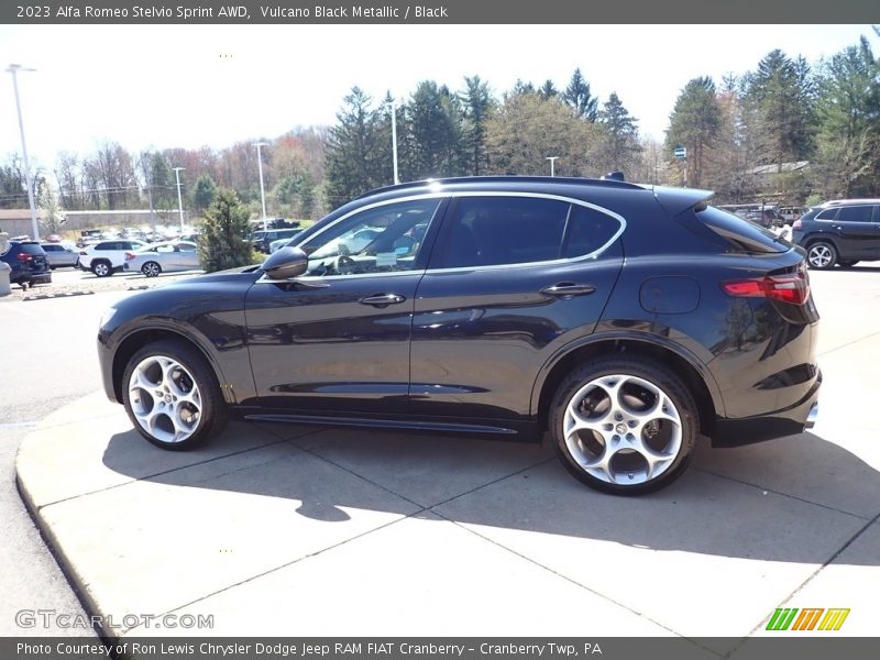 Vulcano Black Metallic / Black 2023 Alfa Romeo Stelvio Sprint AWD
