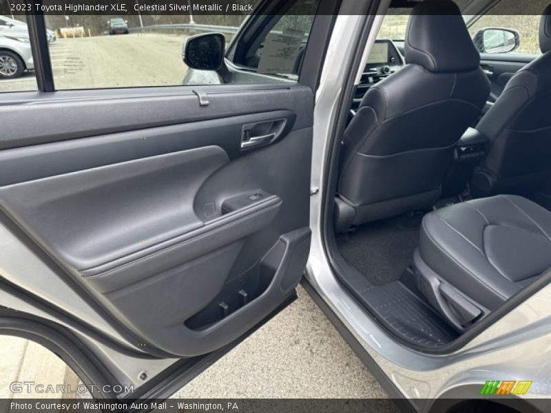 Celestial Silver Metallic / Black 2023 Toyota Highlander XLE