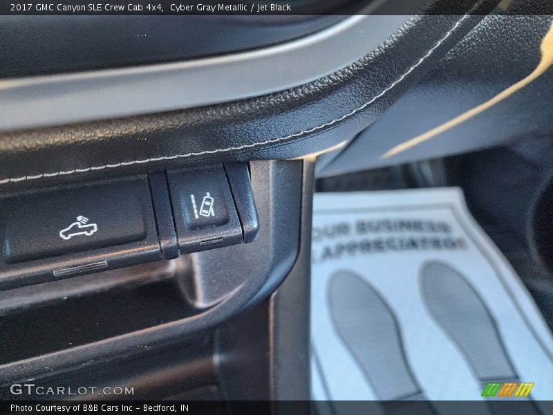 Cyber Gray Metallic / Jet Black 2017 GMC Canyon SLE Crew Cab 4x4