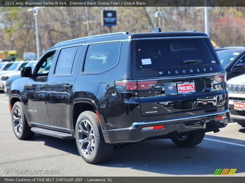 Diamond Black Crystal Pearl / Global Black 2023 Jeep Wagoneer Series III 4x4