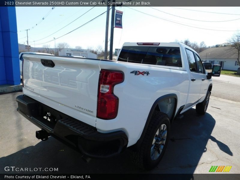 Summit White / Jet Black 2023 Chevrolet Silverado 2500HD Custom Crew Cab 4x4