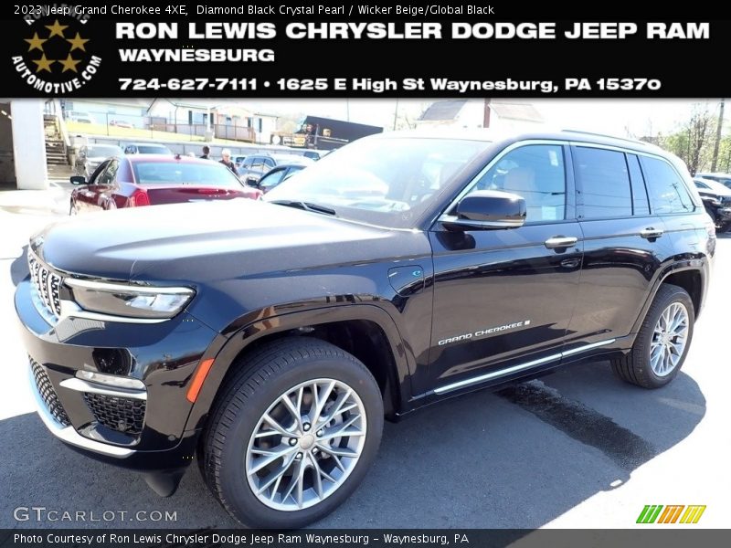 Diamond Black Crystal Pearl / Wicker Beige/Global Black 2023 Jeep Grand Cherokee 4XE
