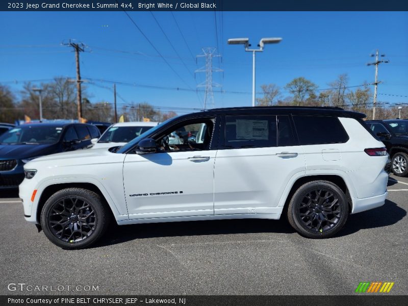 Bright White / Global Black 2023 Jeep Grand Cherokee L Summit 4x4