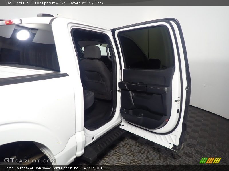 Oxford White / Black 2022 Ford F150 STX SuperCrew 4x4