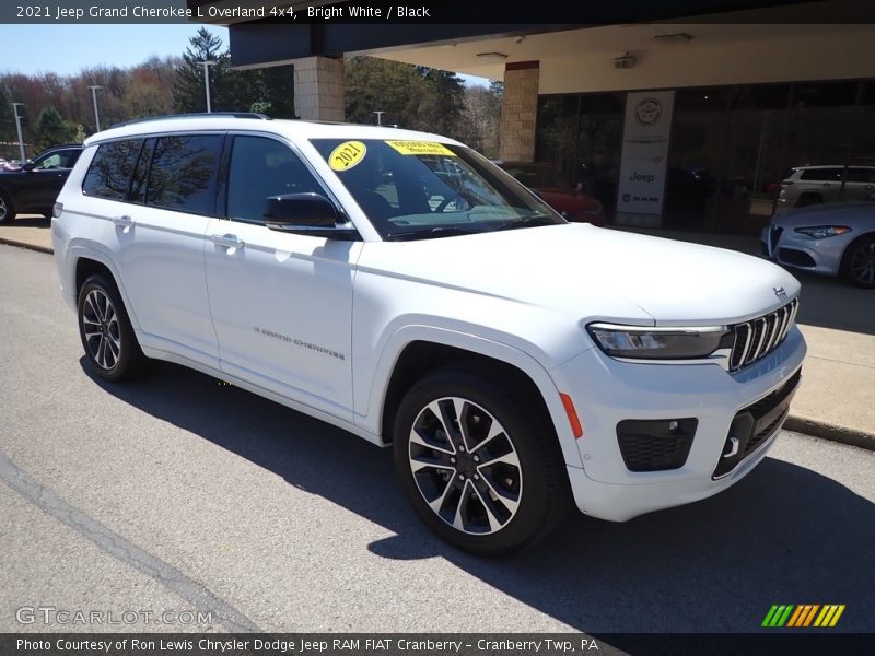 Bright White / Black 2021 Jeep Grand Cherokee L Overland 4x4