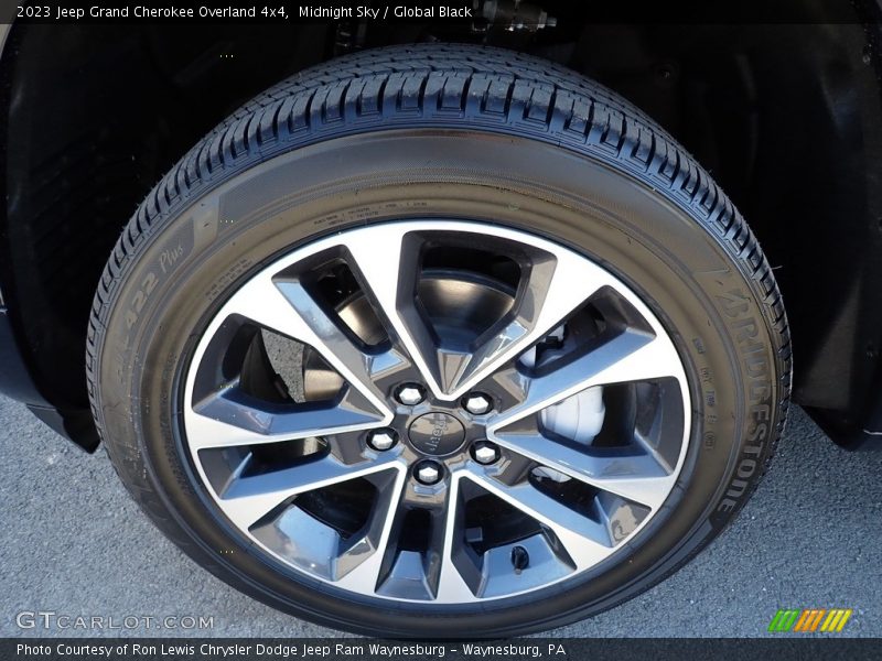Midnight Sky / Global Black 2023 Jeep Grand Cherokee Overland 4x4