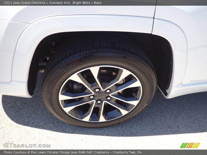 Bright White / Black 2021 Jeep Grand Cherokee L Overland 4x4
