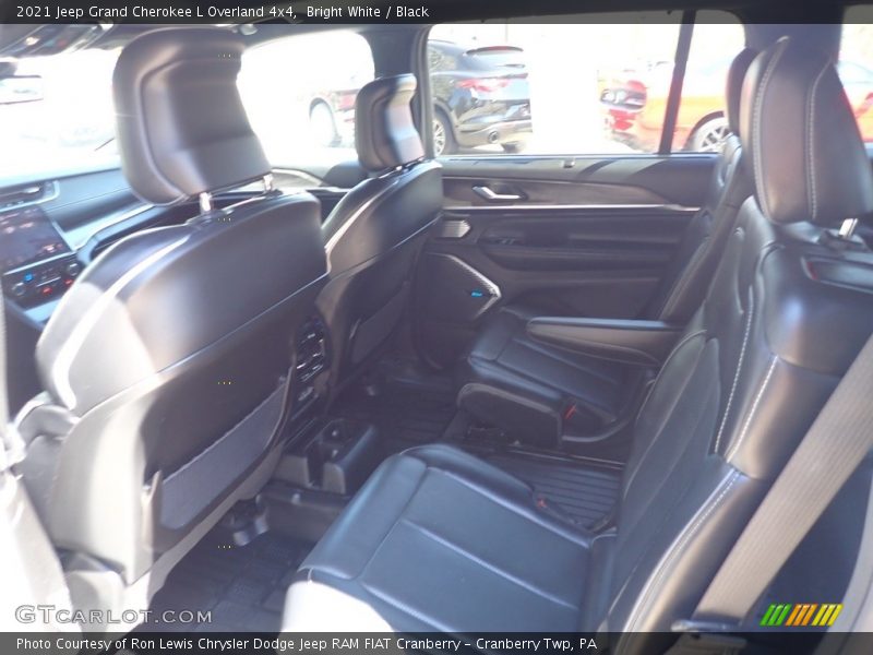 Bright White / Black 2021 Jeep Grand Cherokee L Overland 4x4