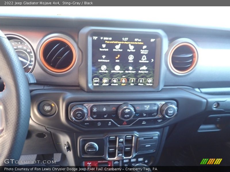 Sting-Gray / Black 2022 Jeep Gladiator Mojave 4x4