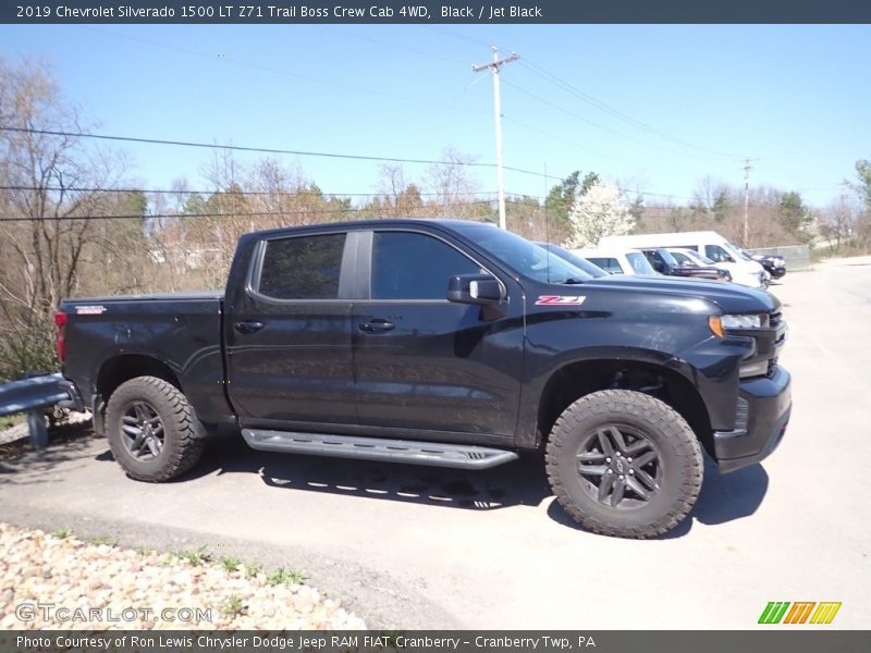 Black / Jet Black 2019 Chevrolet Silverado 1500 LT Z71 Trail Boss Crew Cab 4WD