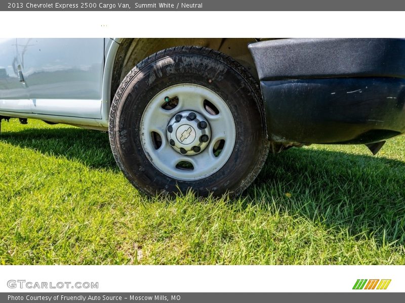Summit White / Neutral 2013 Chevrolet Express 2500 Cargo Van