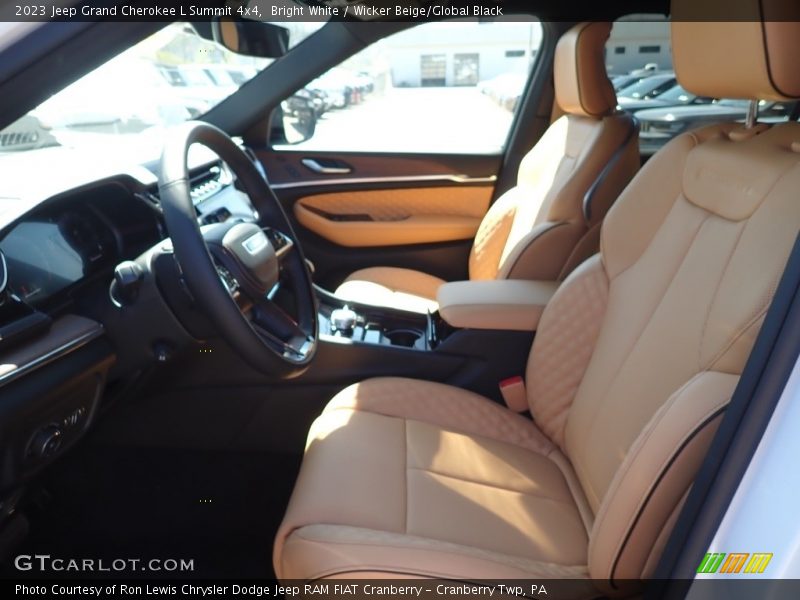 Bright White / Wicker Beige/Global Black 2023 Jeep Grand Cherokee L Summit 4x4