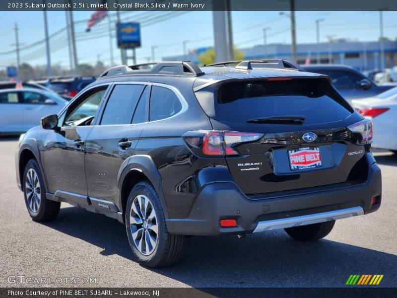 Crystal Black Silica / Warm Ivory 2023 Subaru Outback 2.5i Limited