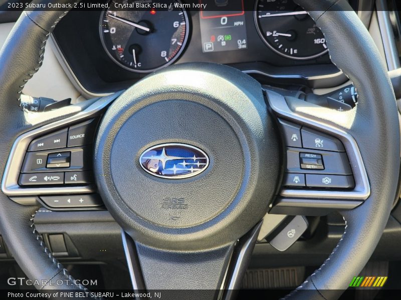 Crystal Black Silica / Warm Ivory 2023 Subaru Outback 2.5i Limited