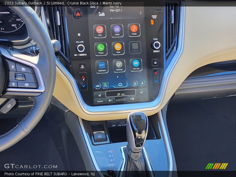 Crystal Black Silica / Warm Ivory 2023 Subaru Outback 2.5i Limited