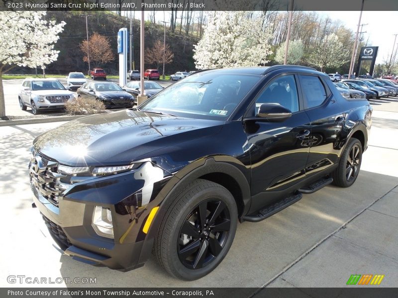 Front 3/4 View of 2023 Santa Cruz Night Edition AWD