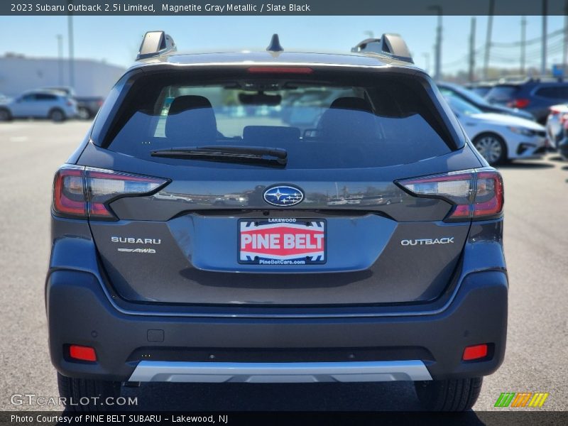 Magnetite Gray Metallic / Slate Black 2023 Subaru Outback 2.5i Limited
