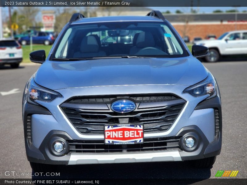 Ice Silver Metallic / Titanium Gray 2023 Subaru Outback 2.5i Limited