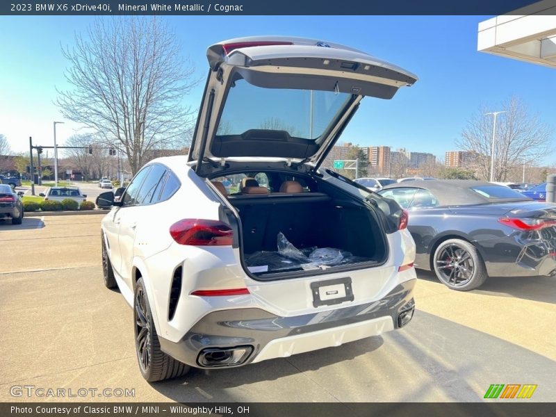 Mineral White Metallic / Cognac 2023 BMW X6 xDrive40i