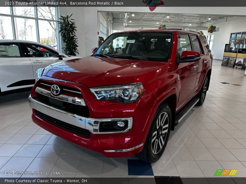 Front 3/4 View of 2023 4Runner Limited 4x4