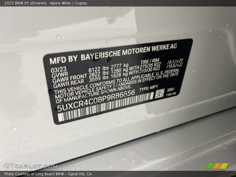 Alpine White / Cognac 2023 BMW X5 sDrive40i