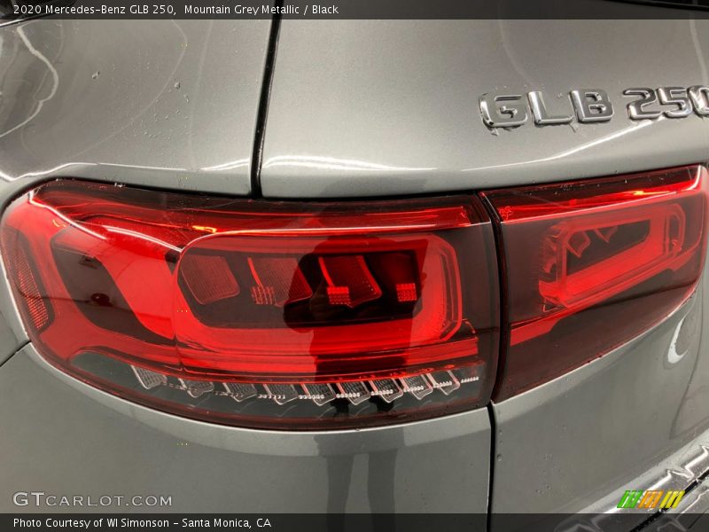 Mountain Grey Metallic / Black 2020 Mercedes-Benz GLB 250