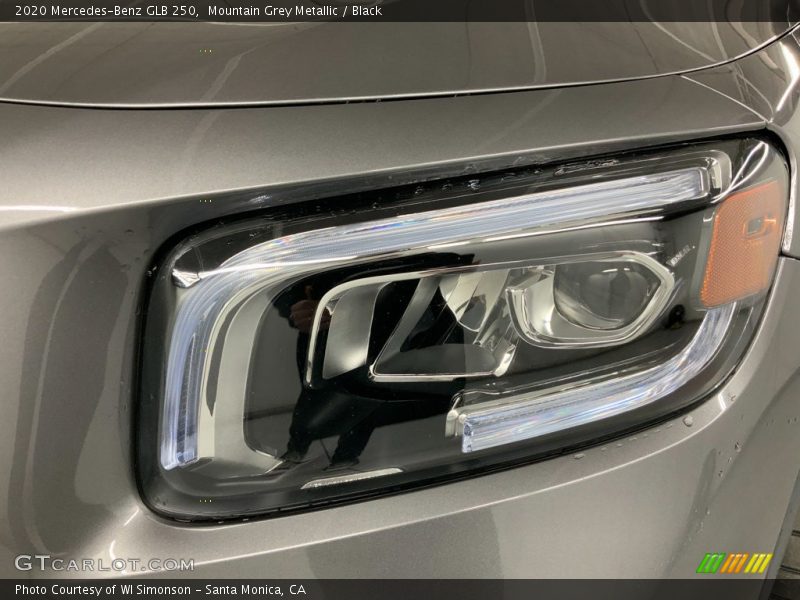 Mountain Grey Metallic / Black 2020 Mercedes-Benz GLB 250