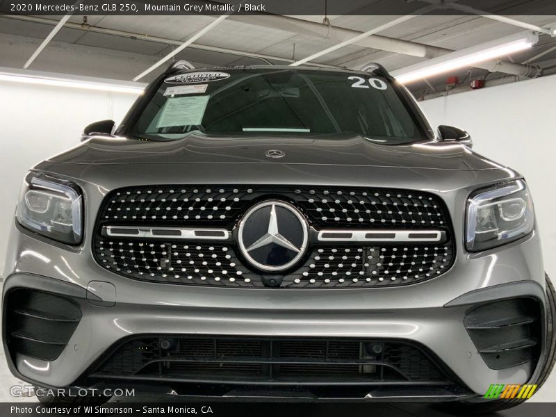 Mountain Grey Metallic / Black 2020 Mercedes-Benz GLB 250