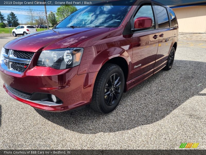 Octane Red Pearl / Black 2019 Dodge Grand Caravan GT