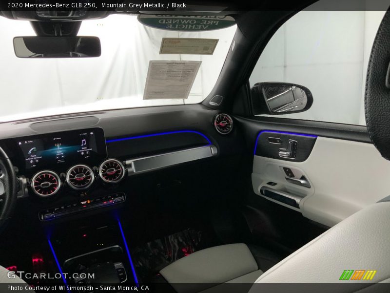 Mountain Grey Metallic / Black 2020 Mercedes-Benz GLB 250