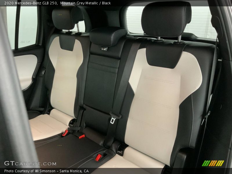 Mountain Grey Metallic / Black 2020 Mercedes-Benz GLB 250