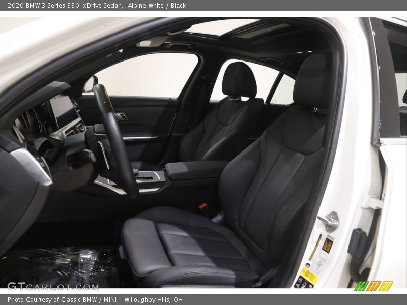 Alpine White / Black 2020 BMW 3 Series 330i xDrive Sedan