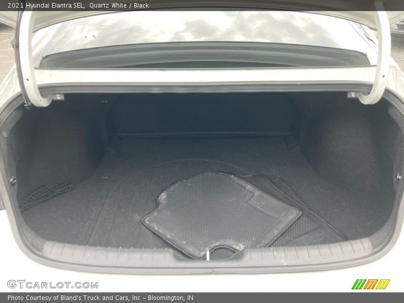 Quartz White / Black 2021 Hyundai Elantra SEL