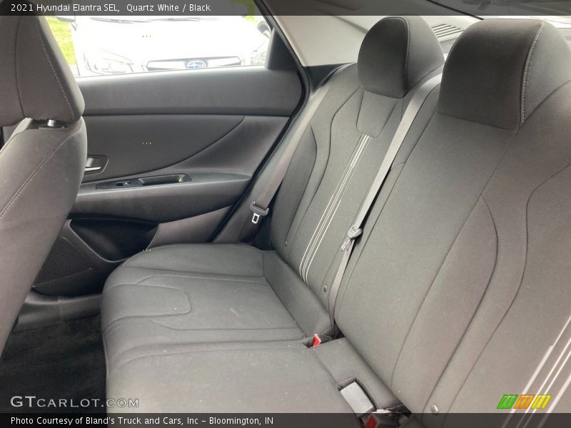 Quartz White / Black 2021 Hyundai Elantra SEL