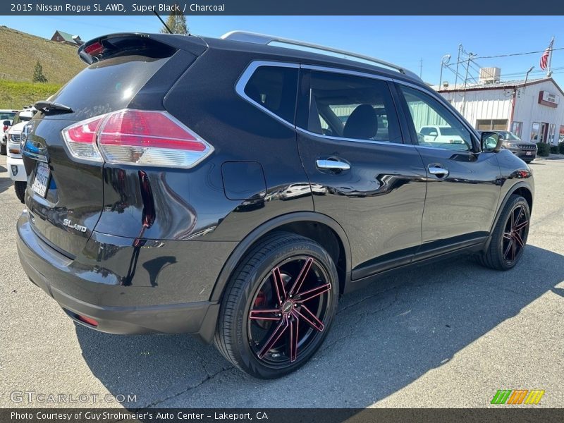 Super Black / Charcoal 2015 Nissan Rogue SL AWD