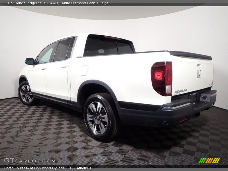White Diamond Pearl / Beige 2019 Honda Ridgeline RTL AWD